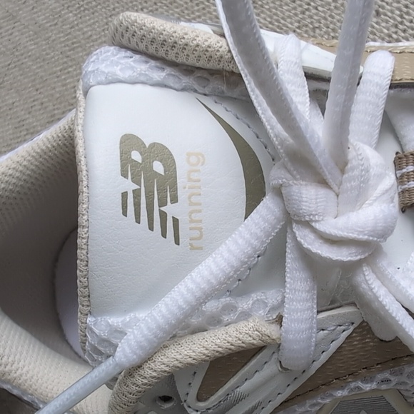 NWB - New Balance 530 Athletic Shoe Unisex - Picture 11 of 15